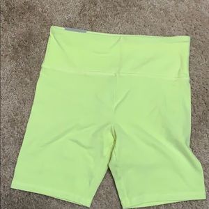 Forever21 High-Rise Biker Short (XS)